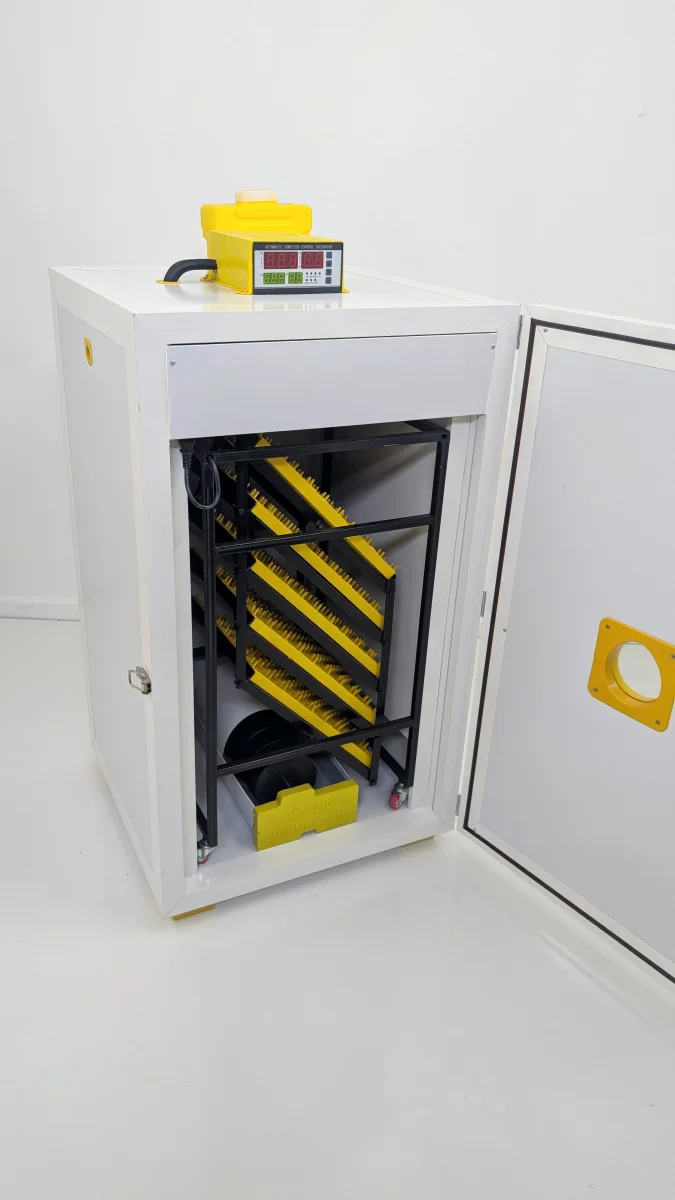 Amane Incubator 360
